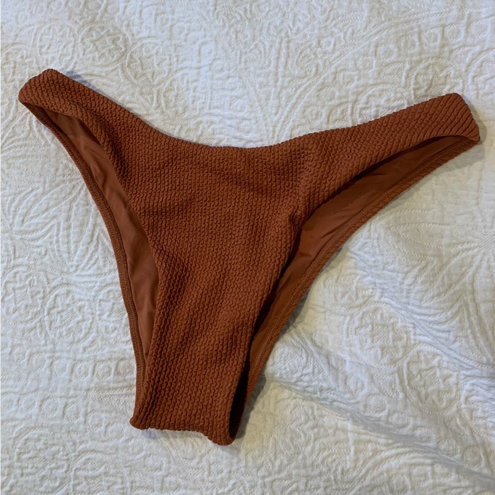 Monday Swimwear - Byron Bottom - Clay Crinkle  - size L